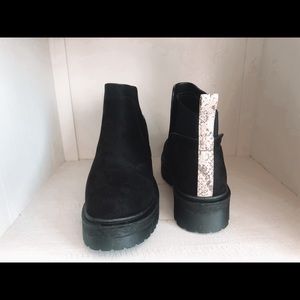 The it girl boot